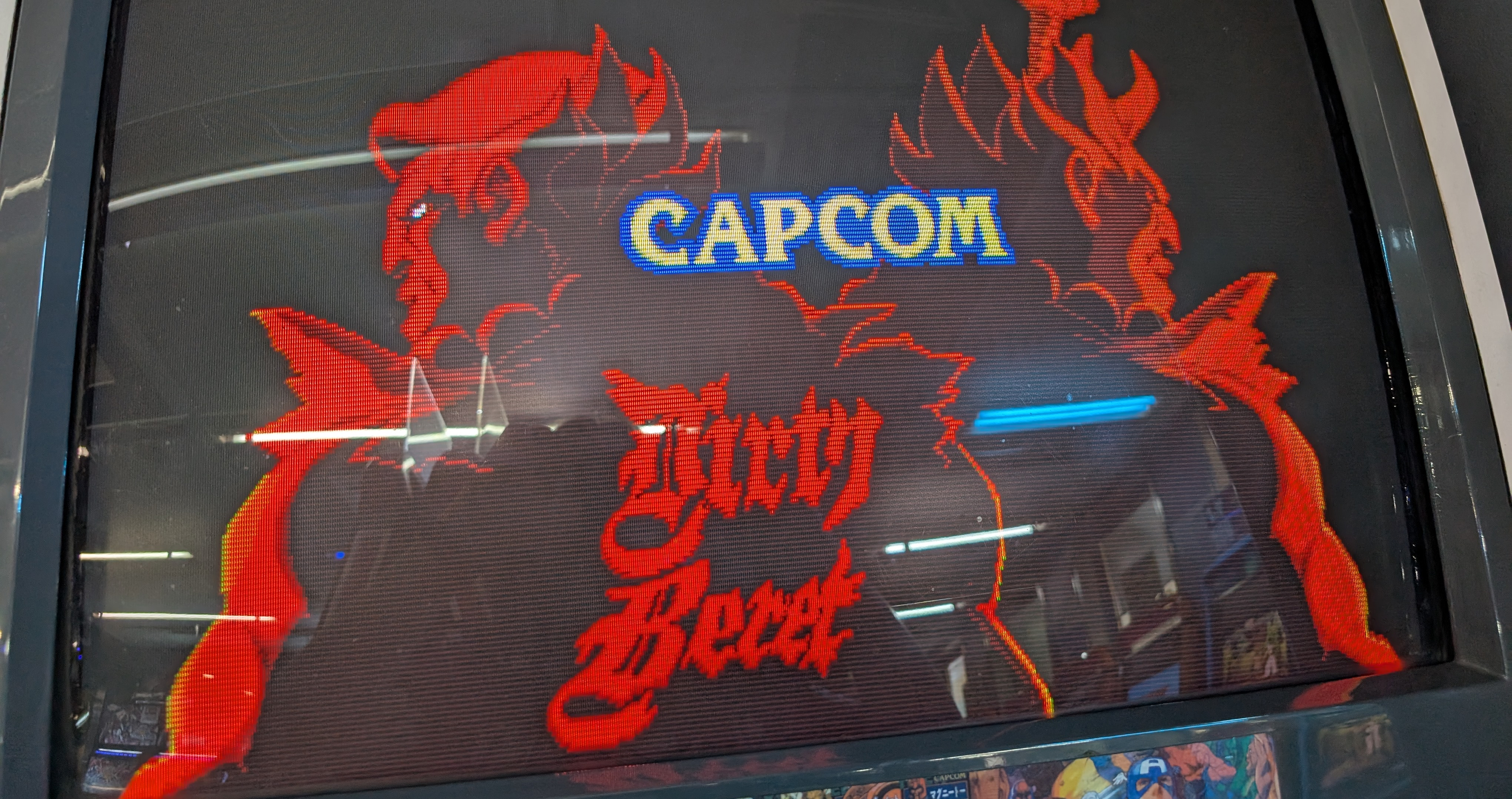 une cabine d'arcade pour le jeux Marvel Vs. Capcom 2 (il me semble)